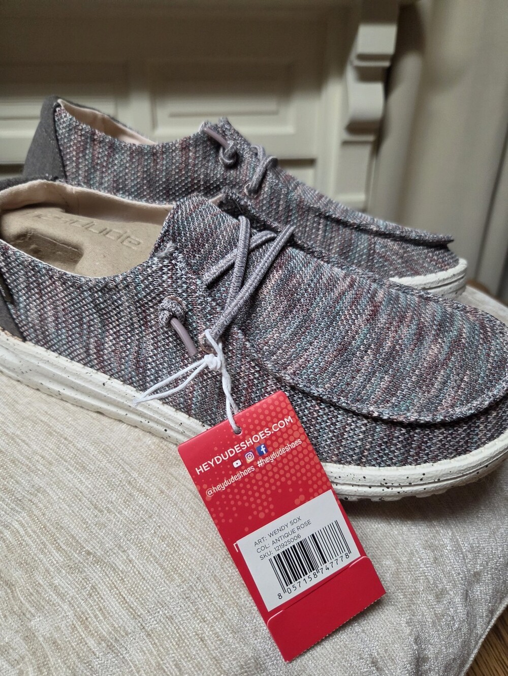 NWT Hey Dude Wendy SOX Slip-On Shoes in Heathered Gray & Rose Size 9